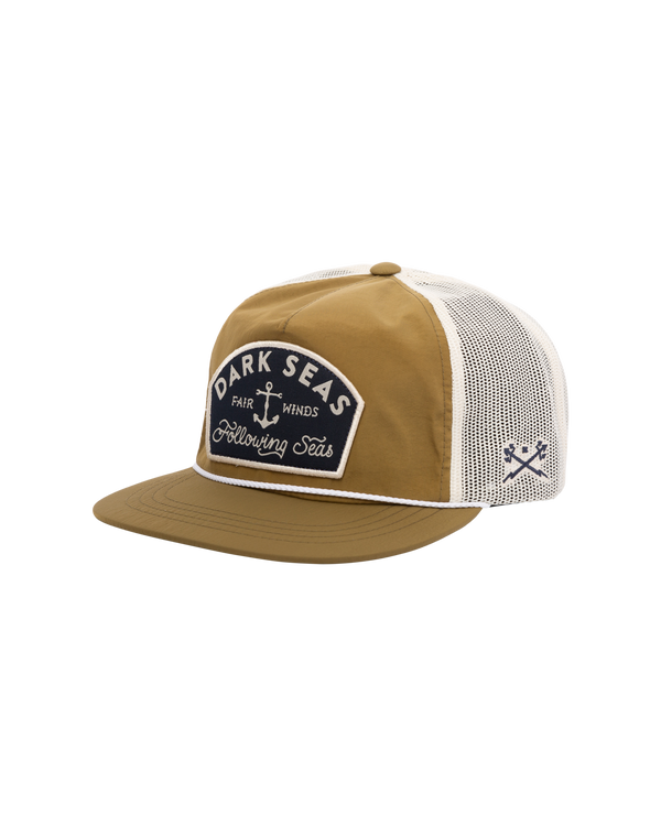 dark seas Bingo Hat GOLDEN/WHITE