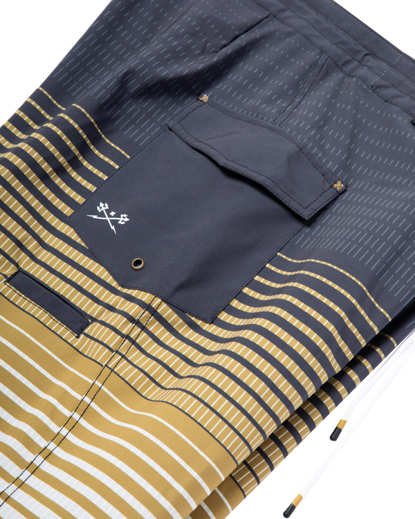 Dark Seas Deepwater Boardshort BLACK/TOBACCO