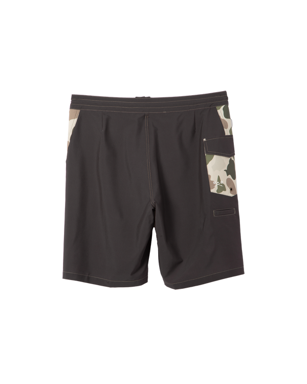 Dark Seas Deepwater Boardshort CAMO/BLACK