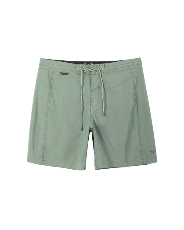 dark seas Go-To Panel Boardshort GREEN