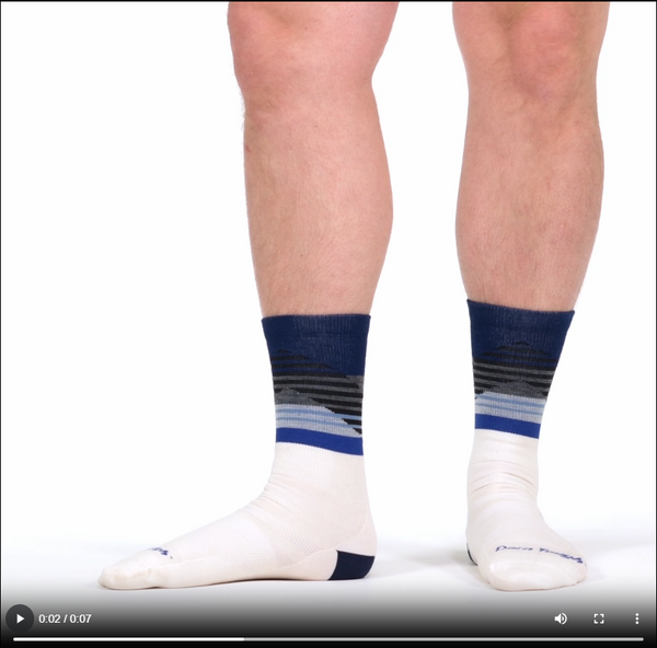 Darn Tough Men's Lillehammer Nordic Boot Lightweight Ski & Snowboard Socks