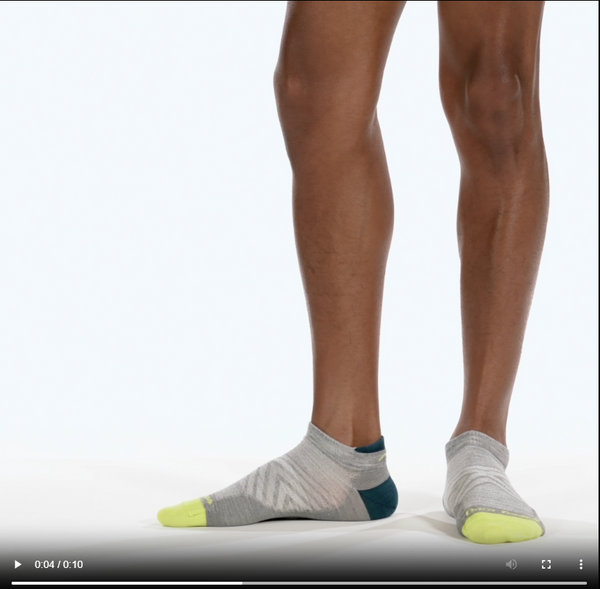 Darn Tough Men's Run No Show Tab Ultra-Lightweight Running Socks