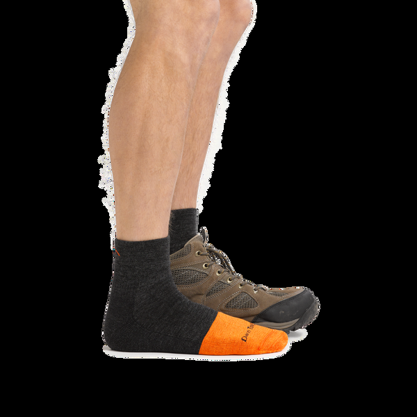 Darn Tough Men's Steely Quarter Midweight Work Sock