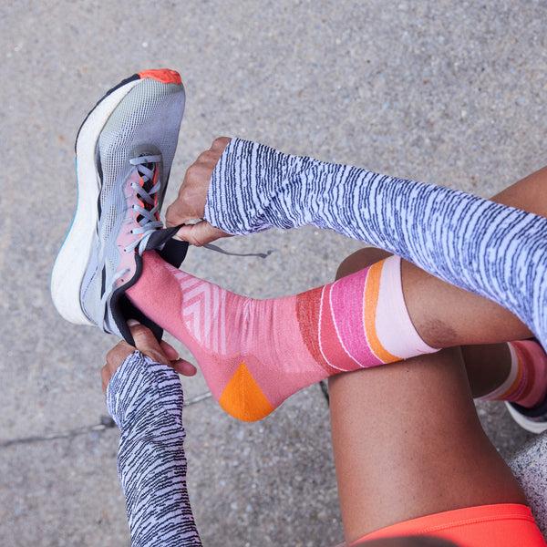 Darn Tough Women's Horizon Micro Crew Ultra-Lightweight Running Socks