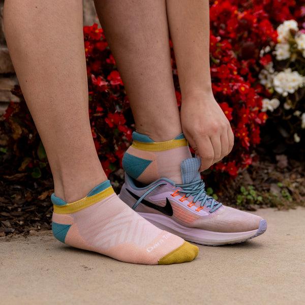 Darn Tough Women's Limited Edition Run No Show Tab Ultra-Lightweight Running Sock