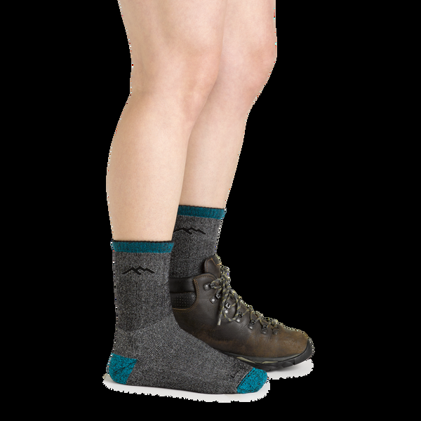 Darn Tough Women's Mountaineering Micro Crew Heavyweight Hiking Socks-Last Chance