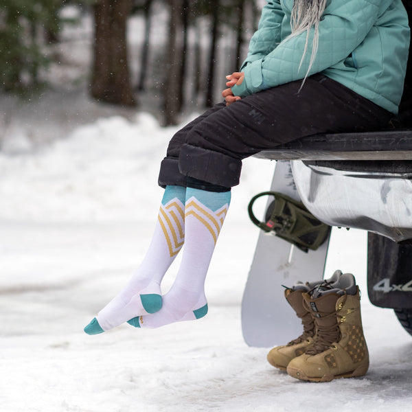 Darn Tough Women's Peaks RFL Over-the-Calf Ultra-Lightweight Ski & Snowboard Socks