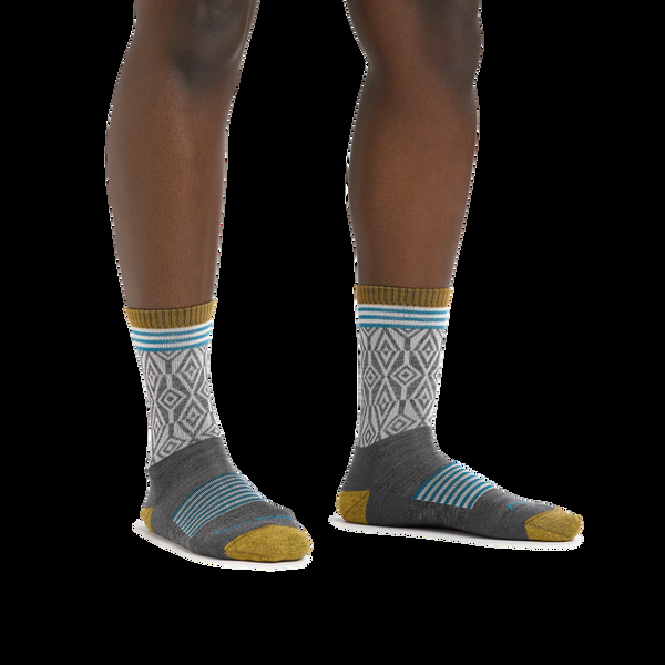 Darn Tough Women's Sobo Micro Crew Lightweight Hiking Socks