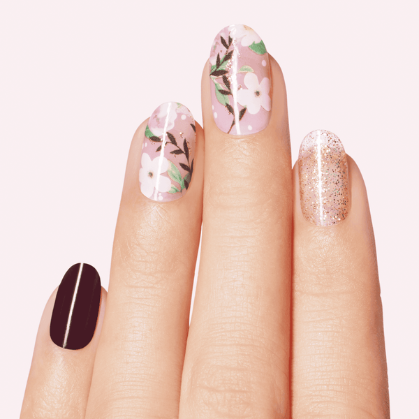 dashing diva Baby Bouquet Gloss Palette