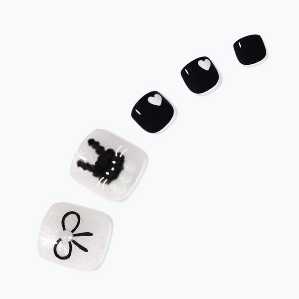 dashing diva Black Rabbit JCK Magic Press Pedicure