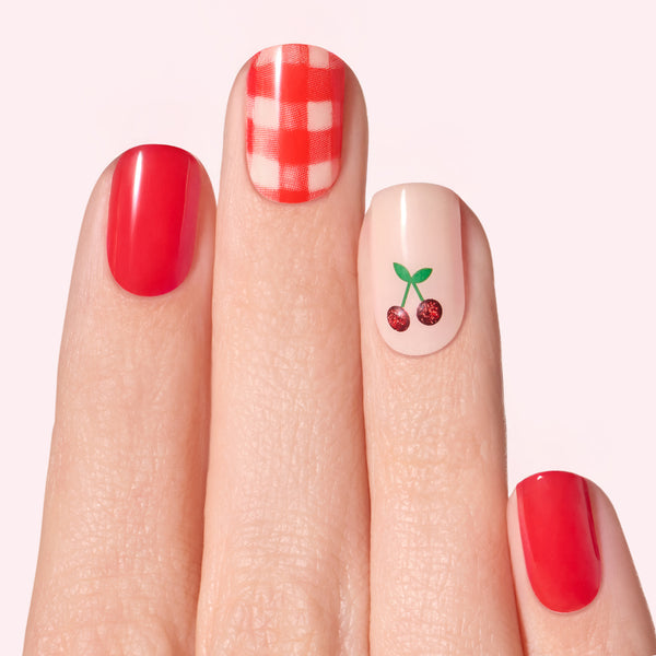 dashing diva Cherry Please Gloss Palette