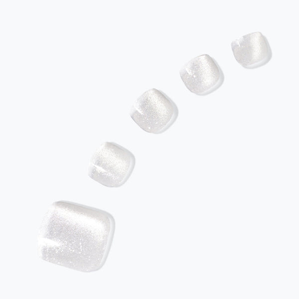 dashing diva Lucia JCK Magic Press Pedicure