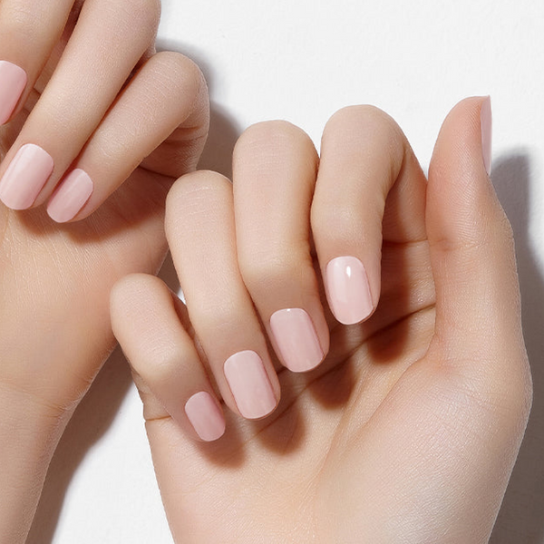 dashing diva Pale Blush Glaze Color Studio