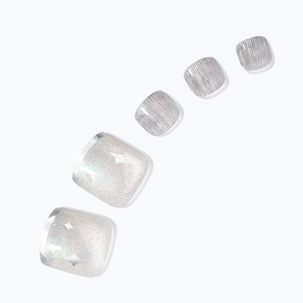 dashing diva Silver Veil JCK Magic Press Pedicure