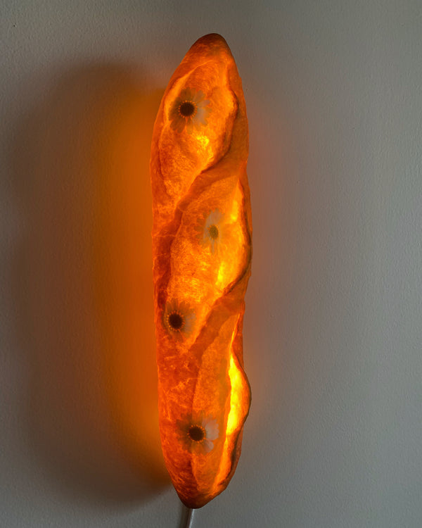 dauphinette Daisy Batard Lamp