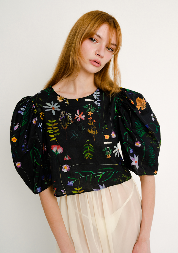 Dauphinette Linen Bleeding Hearts Top - Scrapbook