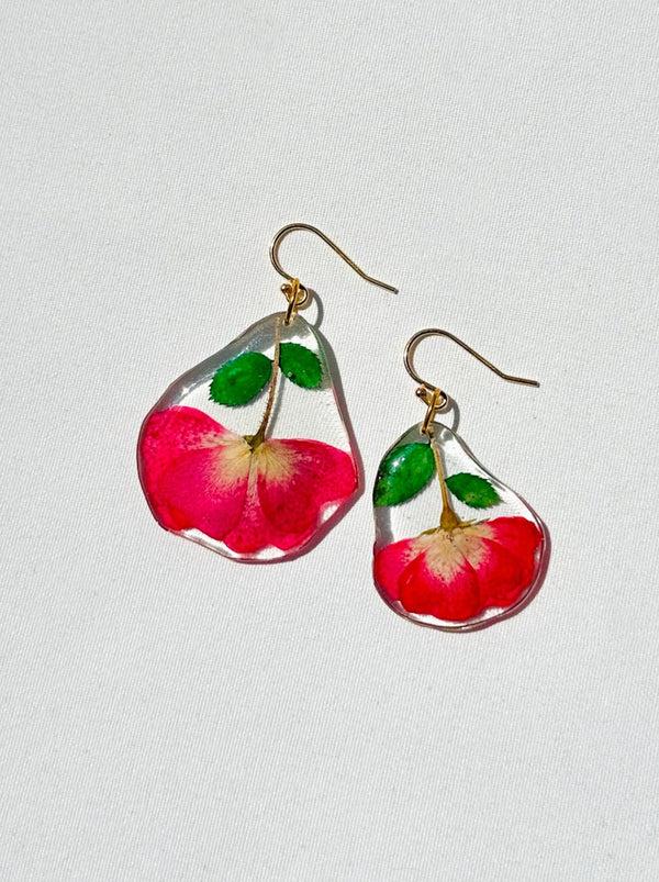 Dauphinette Tea Rose (Single)