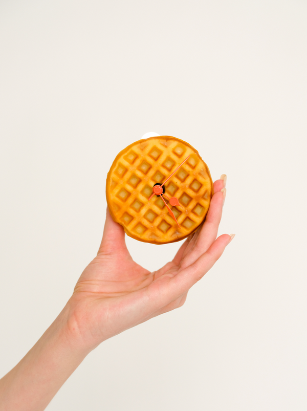 dauphinette Waffle Clock