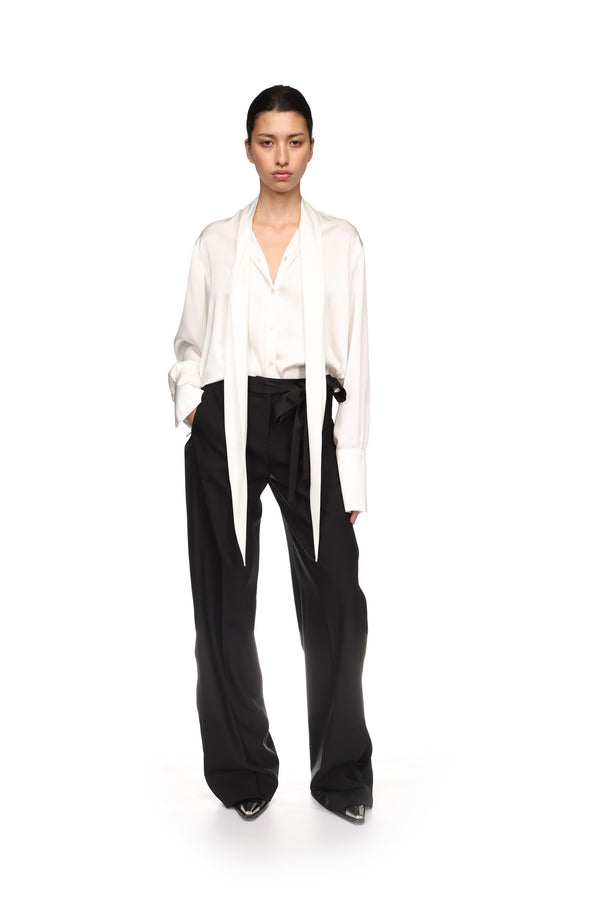 David Koma LARGE BOW TIE DETAIL SATIN SHIRT