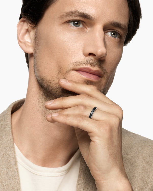 David Van Hagen Streamline ® Band Ring 18K White Gold With Forged Carbon 4mm