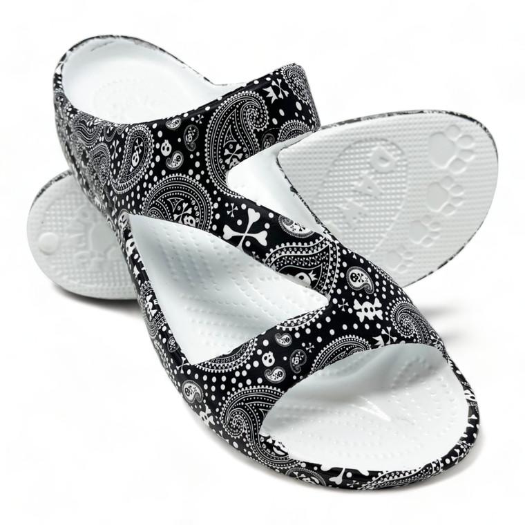 Dawgs Women's PAW Print Z Sandals - Pirate Paisley