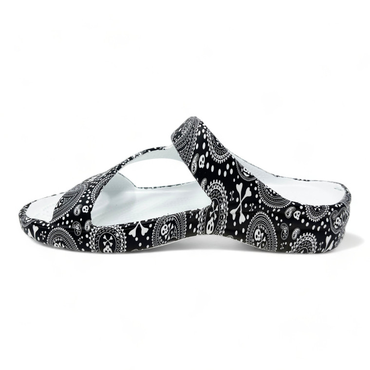 Dawgs Women's PAW Print Z Sandals - Pirate Paisley