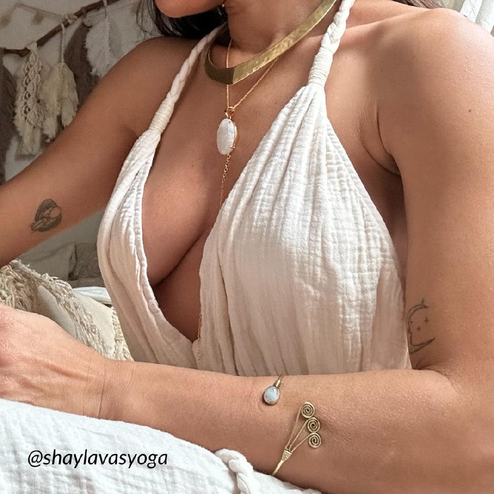 daya Anada Moonstone Bracelet Pure Brass