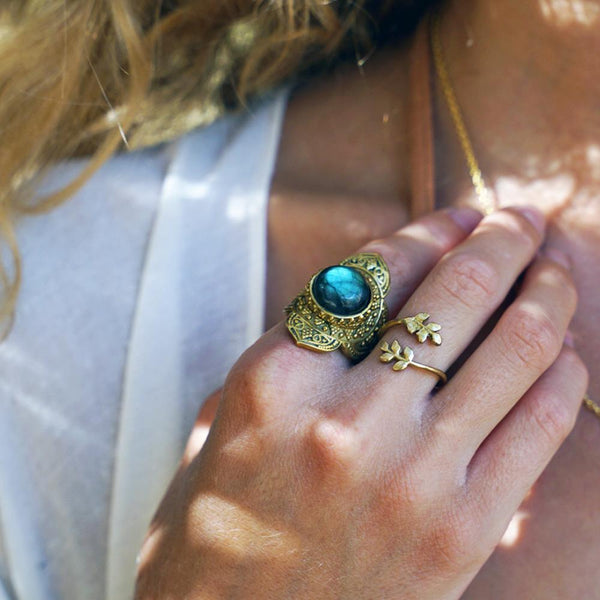 Daya Golden Hour Ring Pure Brass