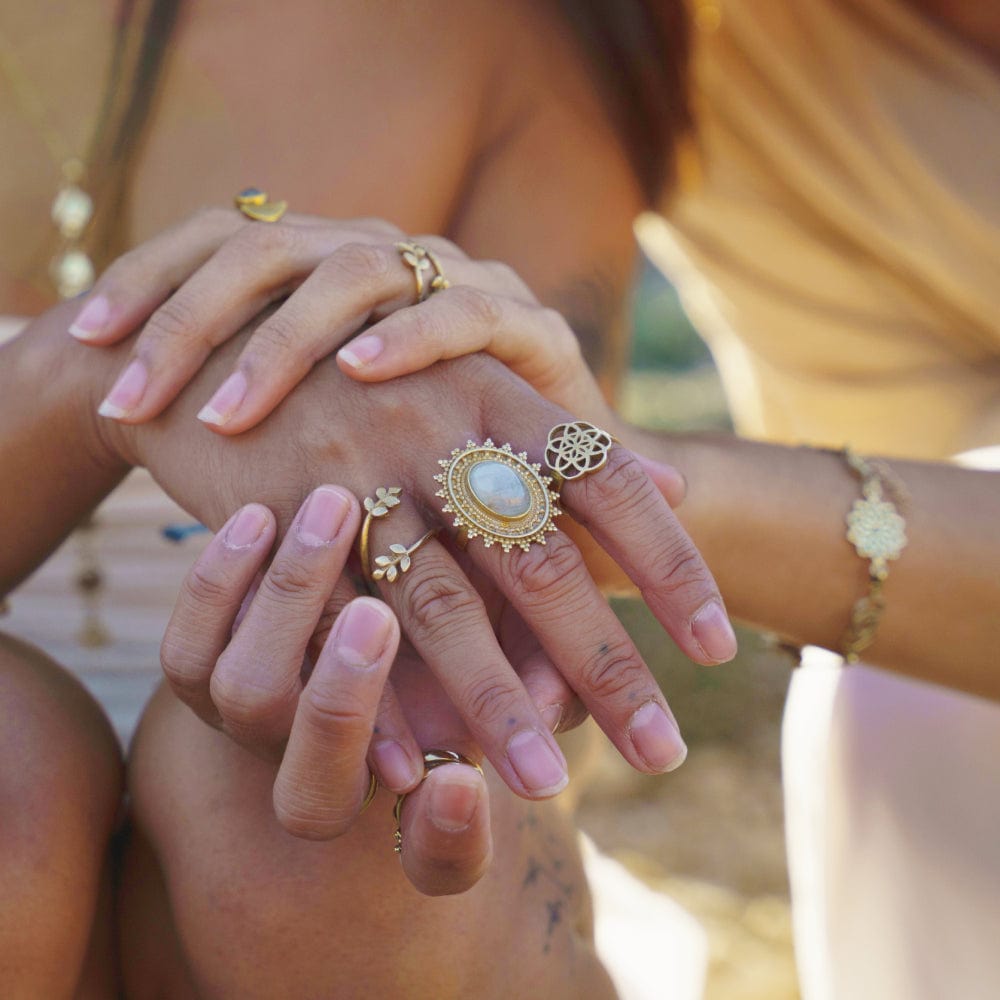 daya Lunar Sunbeam Ring Pure Brass