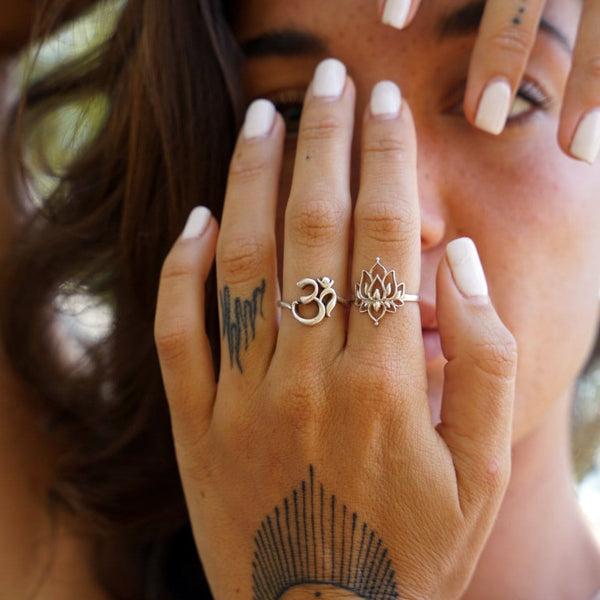 Daya Om Ring Sterling Silver