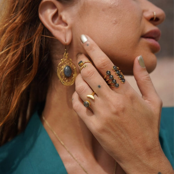 Daya Orin Labradorite Ring Pure Brass