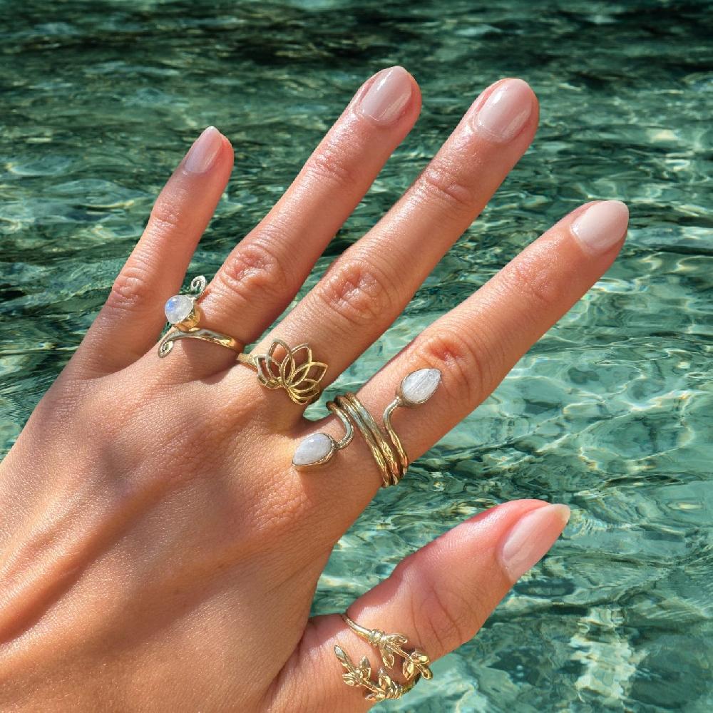 daya Rumi Ring Pure Brass