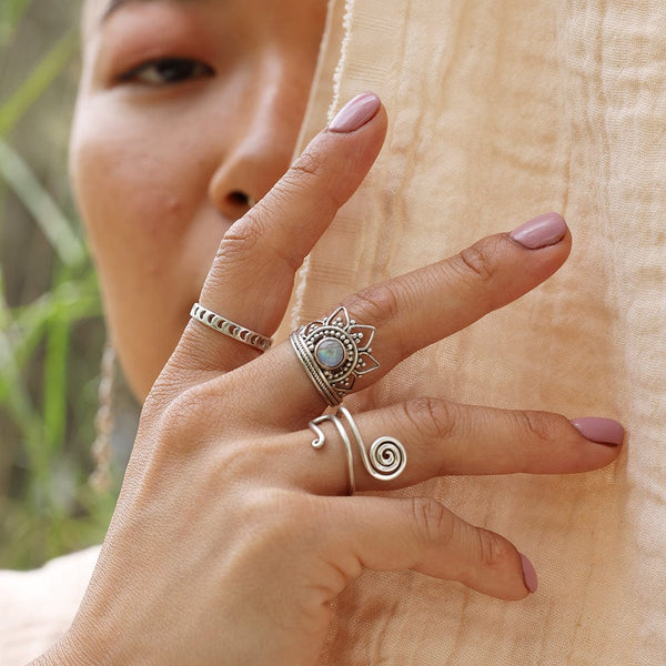 Daya Sunna Ring Sterling Silver