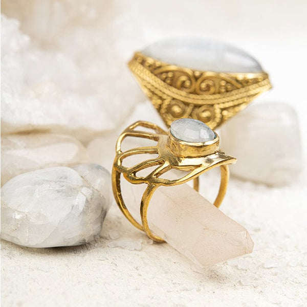 Daya Temple Ring 18K Gold