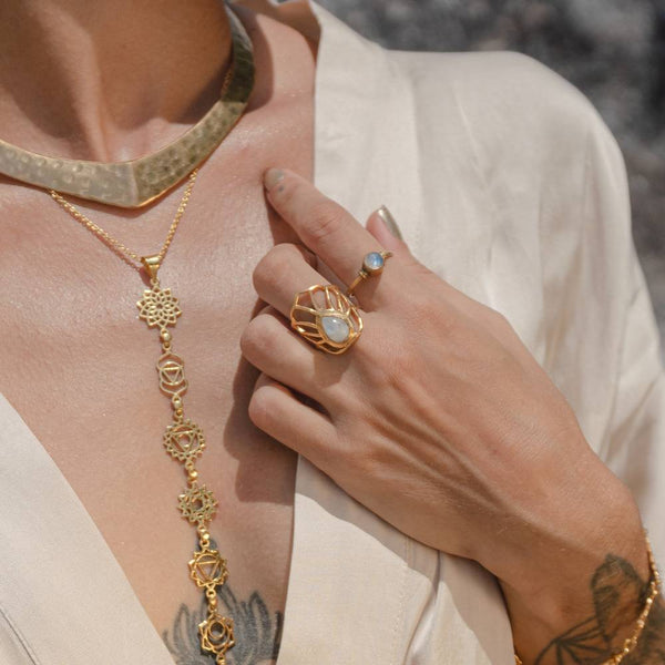 Daya Temple Ring 18K Gold