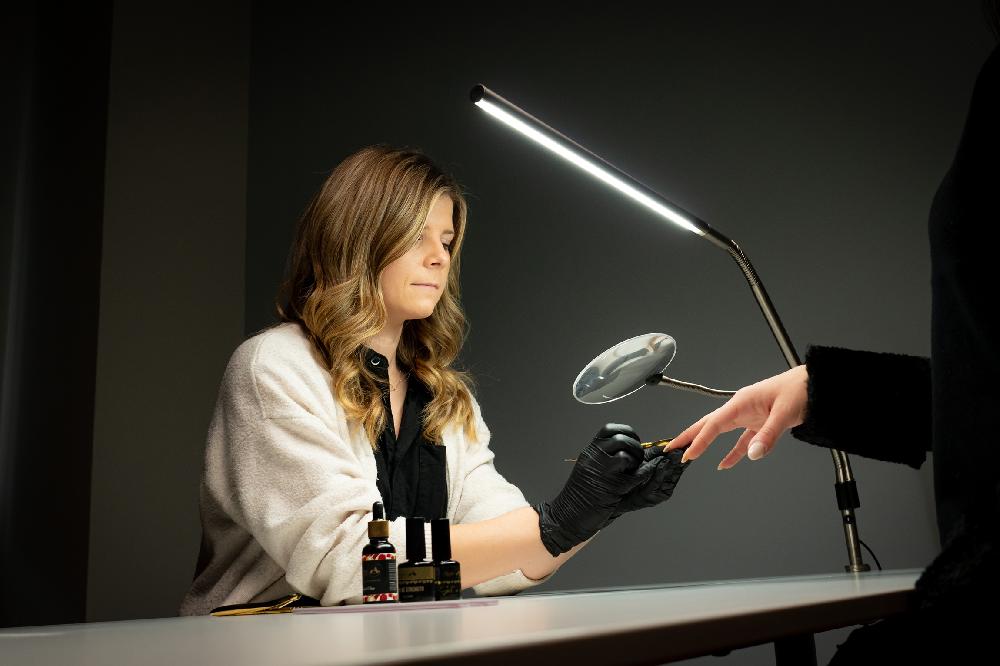 Daylight Company Flexi Magnifier