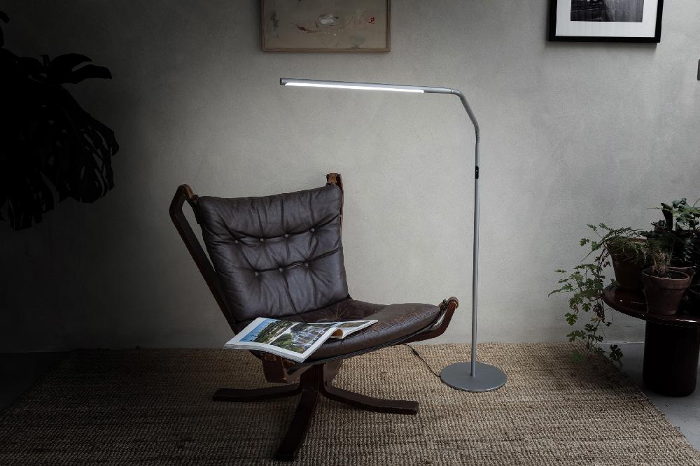 Daylight Company Slimline 4 Floor Lamp – Ice Grey