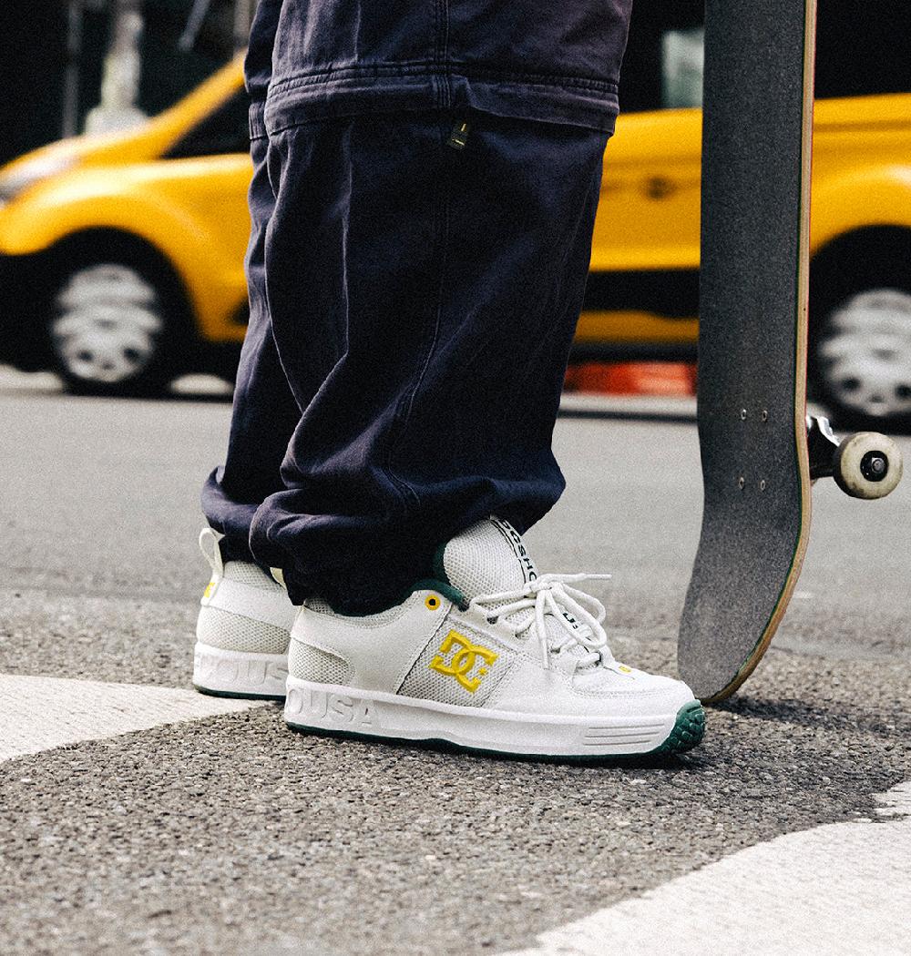 Dc Shoes Men's Lynx OG Skate Shoes