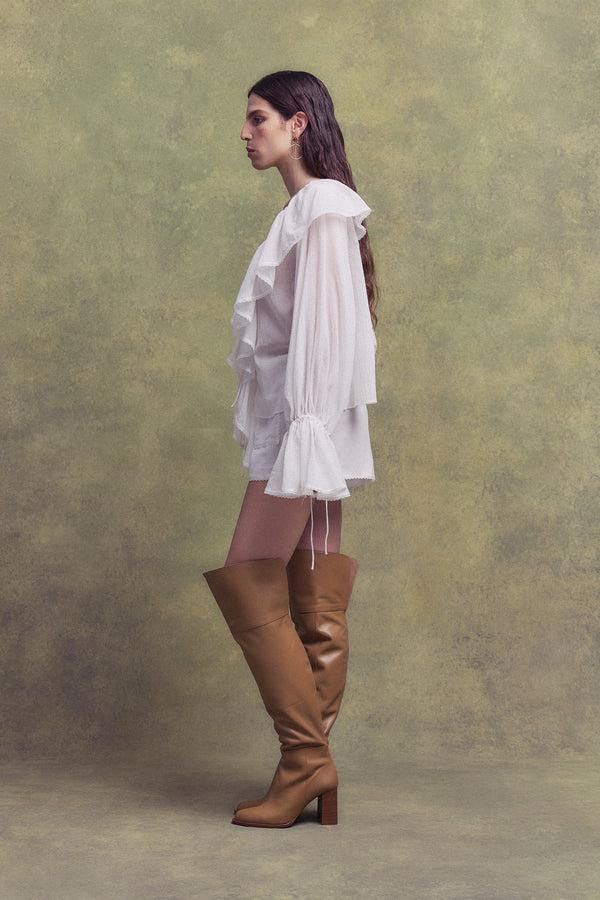 De La Vali MAYA TOP IN WHITE LIGHTWEIGHT COTTON