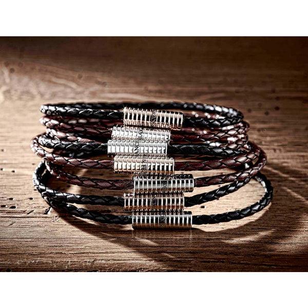 Deakin & Francis Brown Leather Adjustable Bracelet With Skull Clasp In Silver Finish