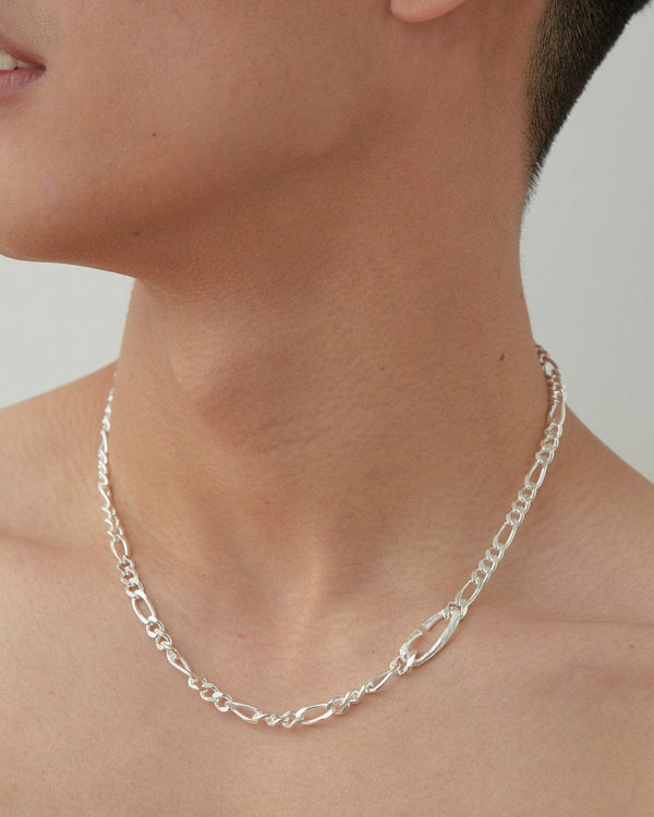 Dear Letterman Masir Silver Bold Necklace