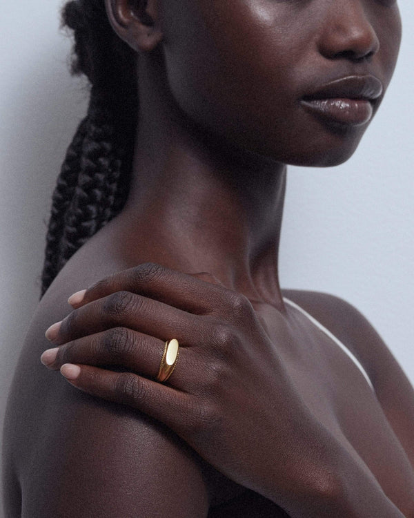 Dear Letterman Mihna Gold Ring