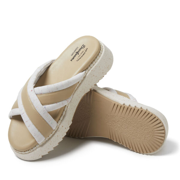 Dearfoams Women's Daisy Cross Strap Platform Sandal
