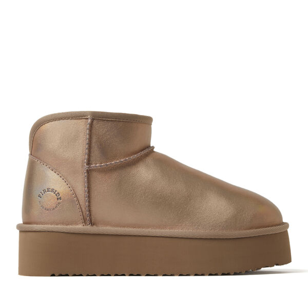 Dearfoams Women's Fireside By Dearfoams Kingston Genuine Shearling Platform Bootie