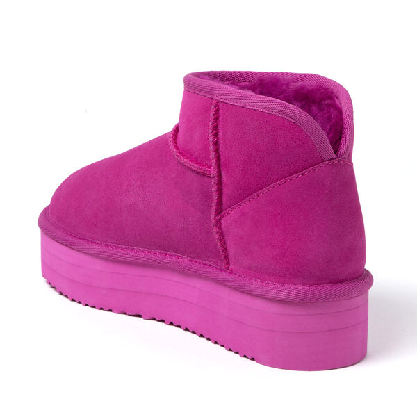Dearfoams Women's Fireside By Dearfoams Kingston Genuine Shearling Platform Bootie