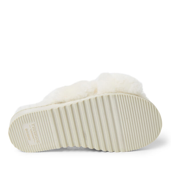 Dearfoams Women's Fireside By Dearfoams New Castle Genuine Shearling Cross Band Slide
