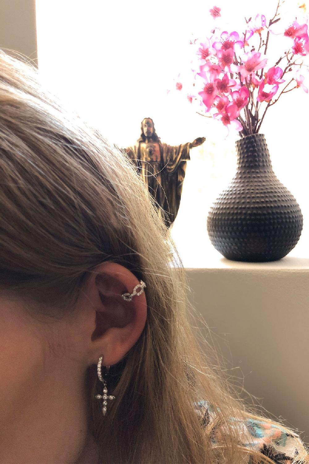 Debbie Katz Cross Earring (Silver)