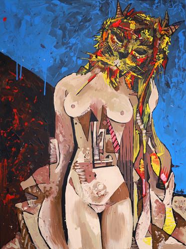 decolife Lion woman getting ready