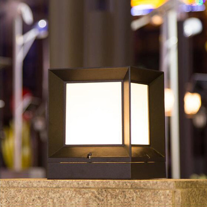 decoramo Aluminum Waterproof Outdoor Lamp