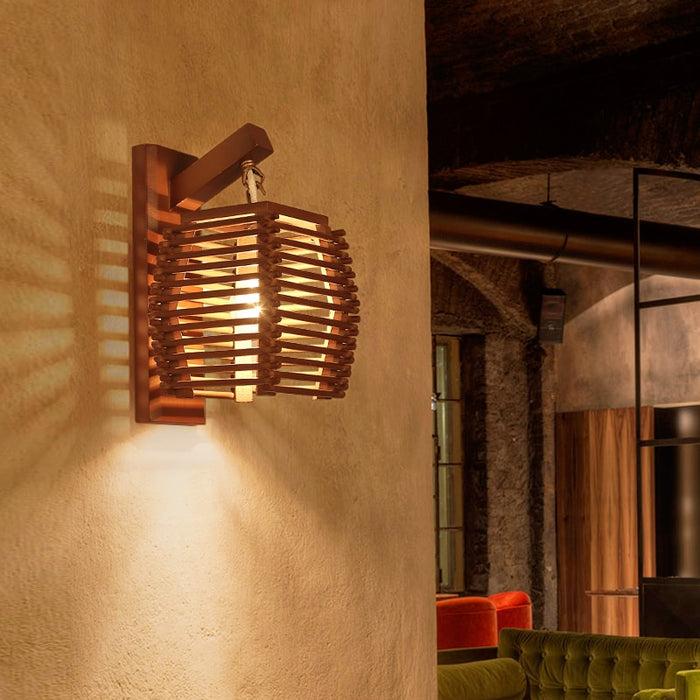 decoramo Cassia - Wooden Lantern Lamp